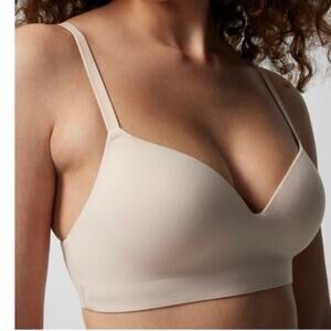 Soma Cream Neutral Enbliss Wireless Soft Comfort Bra Size 36D